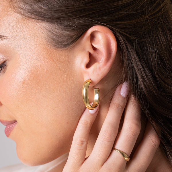 Smooth Staple Earrings - Abora Jewellery